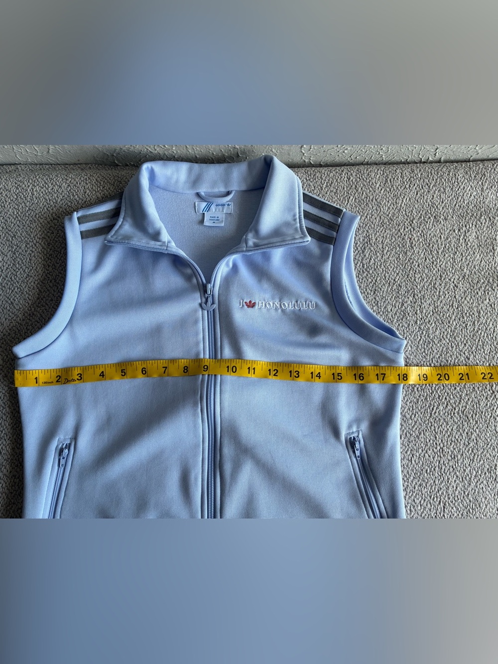Vintage adidas I Love Honolulu
Sleeveless Track Vest Blue
Hawaiian Floral M - Picture 7 of 16